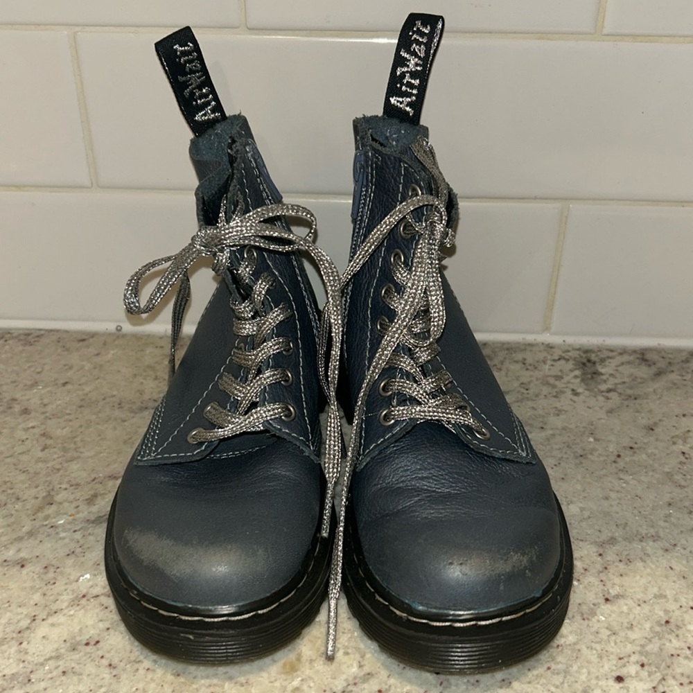 Youth unisex Dr.Martens 1460 Pascal J in gunmetal